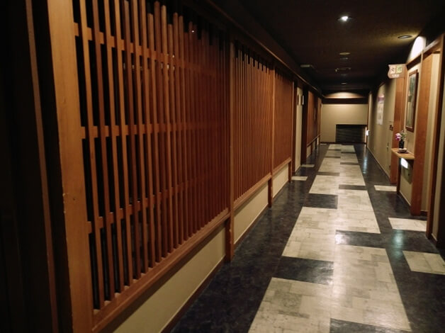 旅館の廊下